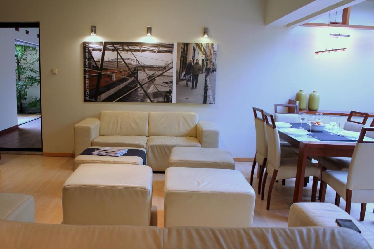 Apartment With Garden In City Center Краків Екстер'єр фото